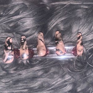 Black & Nude Tie-dye Press on Nails (10 pcs)